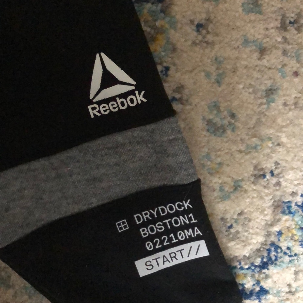 Boys Reebok set - Picture 5 of 7